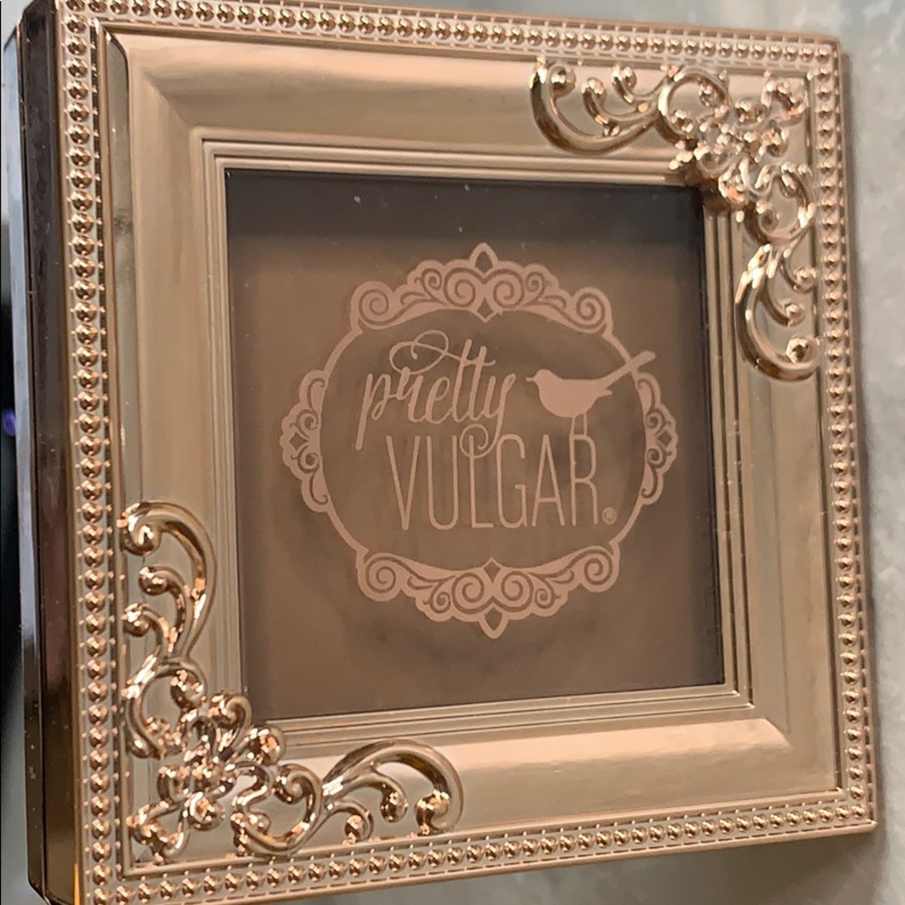 Pretty Vulgar Bronzer